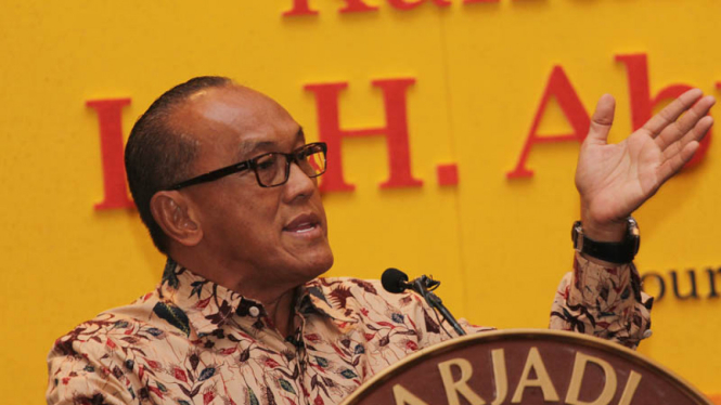 Aburizal Bakrie Menjadi Pembicara Pada Kuliah Umum