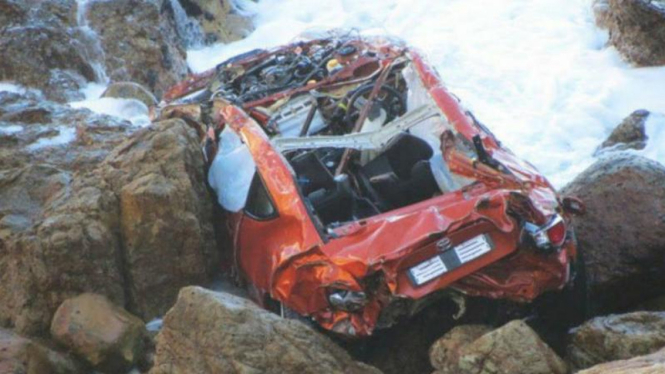 Toyota 86 mengalami kecelakaan di Afsel