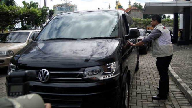 Mobil Sitaan di DPP PKS Dibawa ke KPK