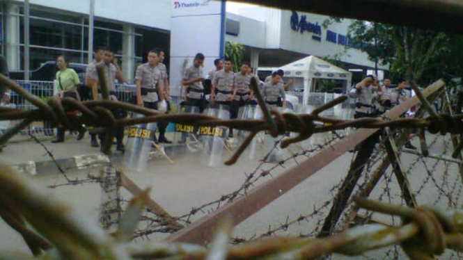 Pengamanan di kantor Komisi Pemilihan Umum (KPU) Kota Palembang.