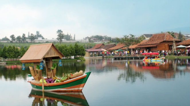 Floating market Lembang