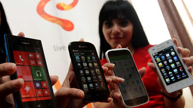 Peluncuran Smartphone Smartfren