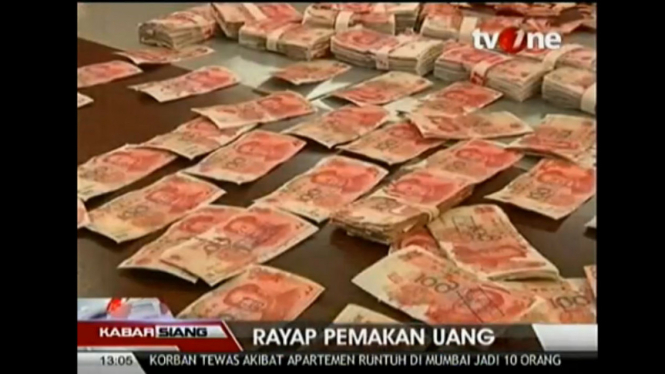 Uang jutaan rupiah dimakan rayap