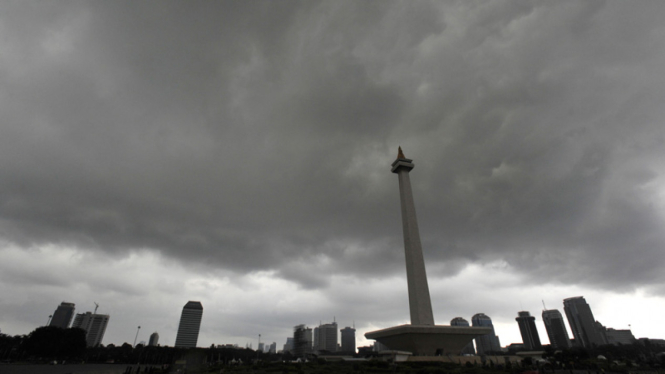 Suasana di Tugu Monumen Nasional (Monas) di Jakarta Pusat.