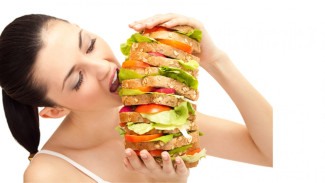 10 Tips Ampuh Menahan Lapar Saat Diet, Tetap Lancar Tanpa Derita!