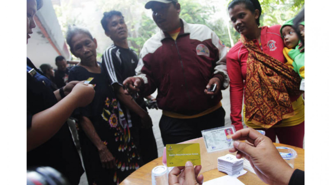 Pencairan Dana BLSM di Kantor Pos