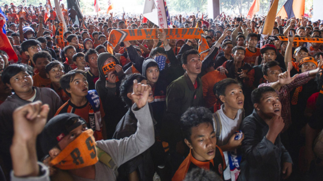 Bus pemain Persib diserang sejumlah orang