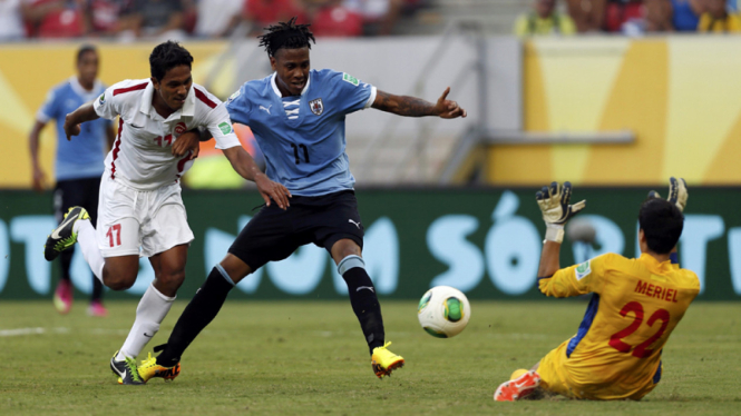 piala konfederasi uruguay menang atas tahiti