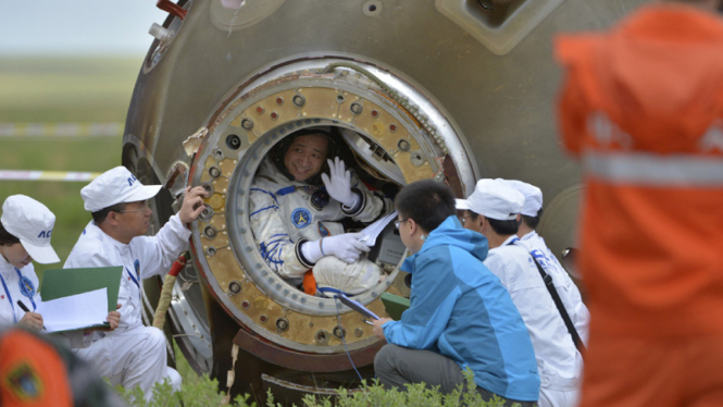 Astronot China Kembali