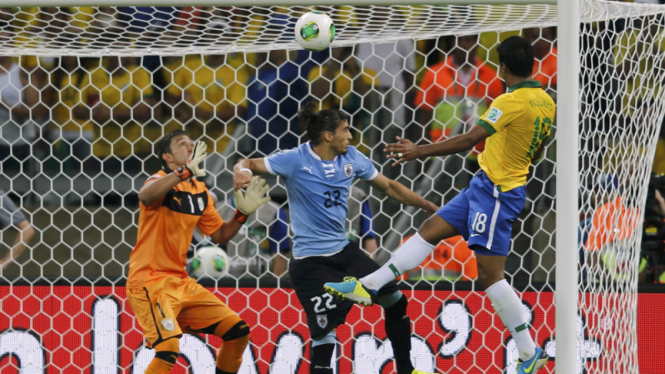 piala konfederasi brasil menang atas uruguay