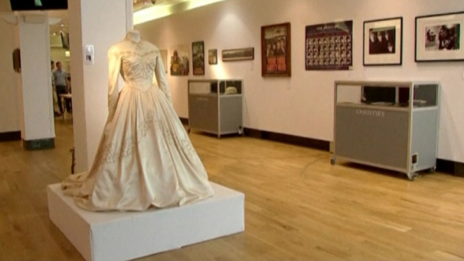 Baju pengantin Elizabeth Taylor