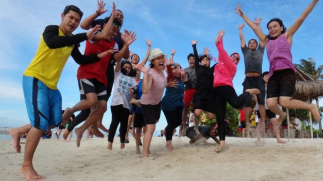 Aktivitas wisata di Pulau Seribu