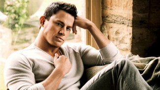 6 Hollywood Celebrities with Surprising Job Before Famous