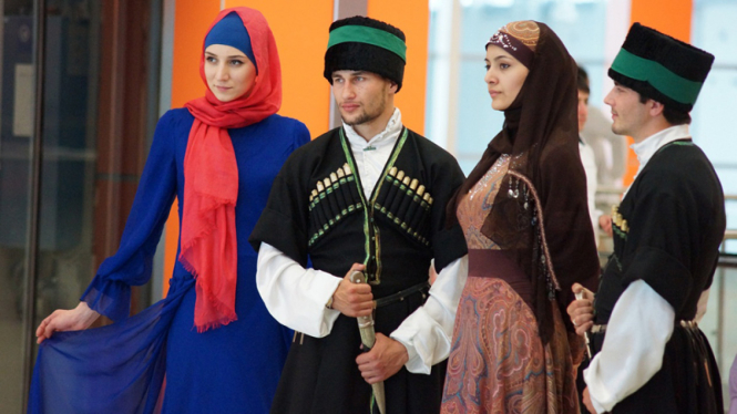 Busana Muslim Karya Perancang Rusia