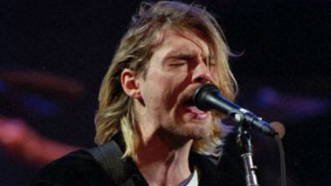 Kurt Cobain tewas mengenaskan
