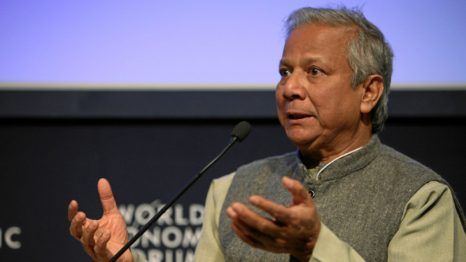 Muhammad Yunus, Bankir Bangladesh