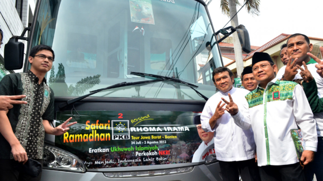 Rhoma Irama Melakukan Safari Ramadhan Bersama PKB