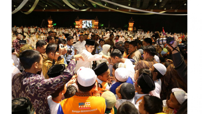 Presiden SBY Hadiri Buka Puasa Bareng 5.000 Anak Yatim Bersama BRI