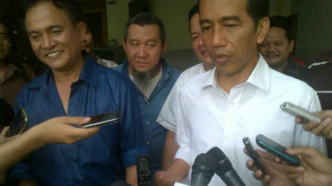 Yusril Ihza Mahendra dan Jokowi.