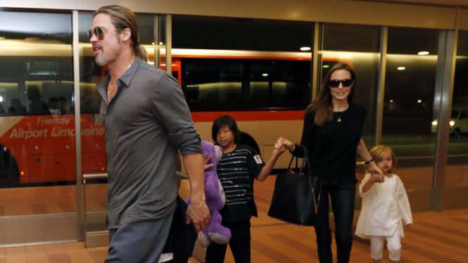 Brad Pitt dan Angelina Jolie Jepang