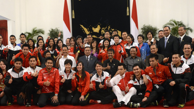 Tim bulutangkis Indonesia saat dilepas Presiden SBY