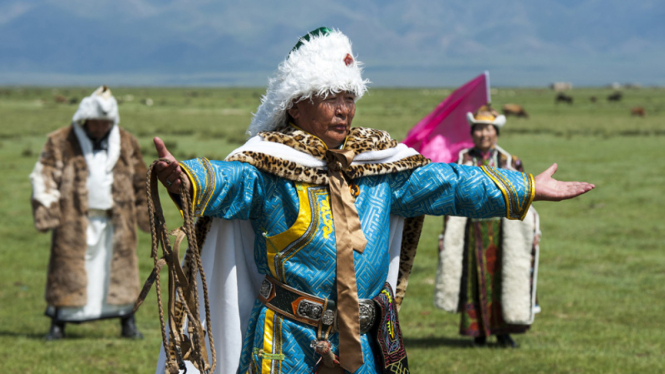 Etnis Mongolia, Xinjiang