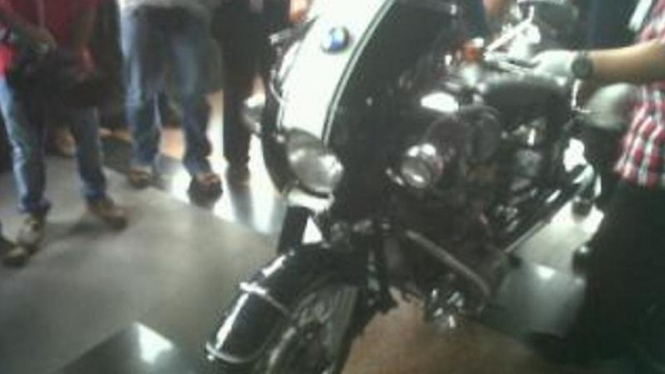 Moge BMW yang disita dari kediaman Kepala SKK Migas