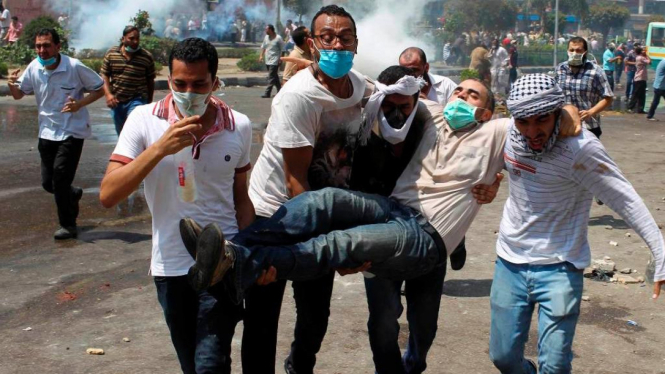 Korban bentrokan pasukan keamanan Mesir dan demonstran di Kairo