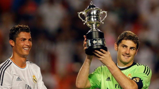 Cristiano Ronaldo dan Iker Casillas