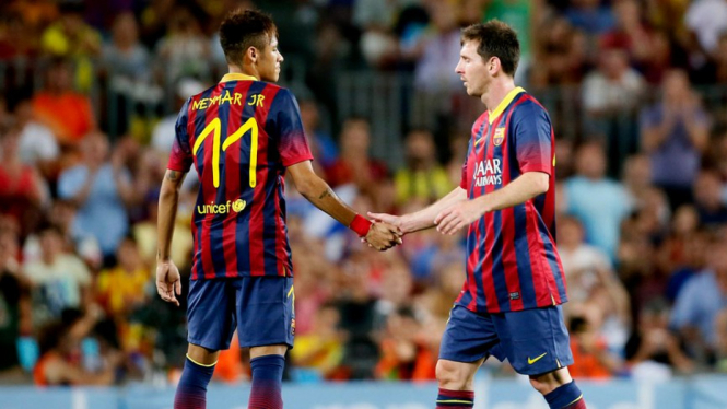 Neymar (kiri) dan Lionel Messi