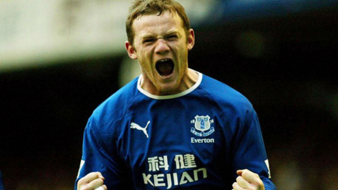 Wayne Rooney saat memperkuat Everton