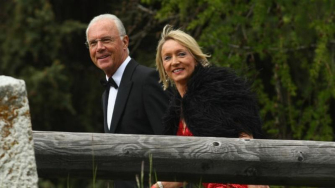 Franz Beckenbauer dan sang istri, Heidi Burmester