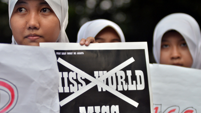 Aksi Ormas Islam Menentang Miss World