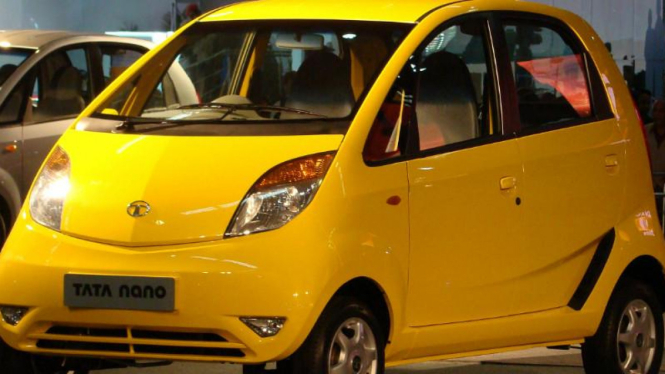 Mobil Tata Nano