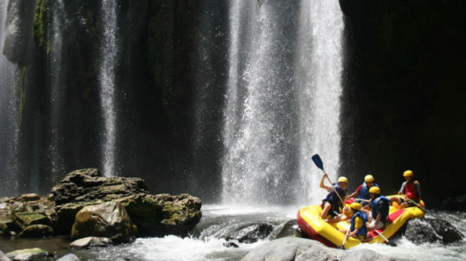 Rafting di Sungai Pekalen Atas.