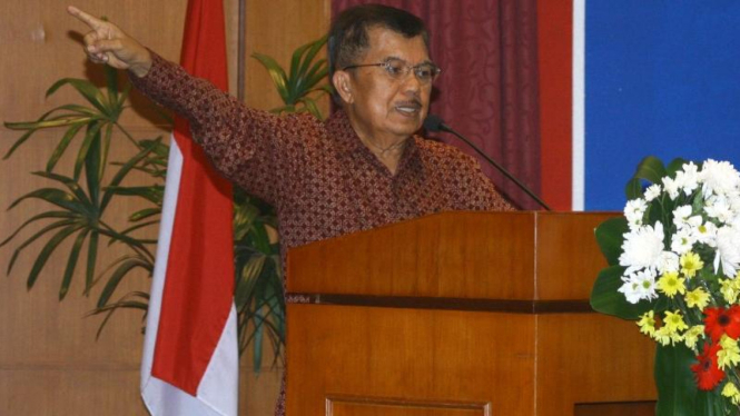 Ketua PMI Jusuf Kalla 