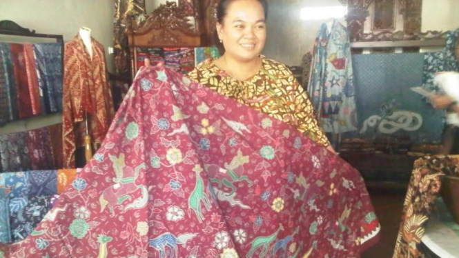 Sri Lestari, Pengusaha Batik Motif Klasik