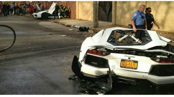 Lamborghini Aventador kecelakaan di Amerika Serikat