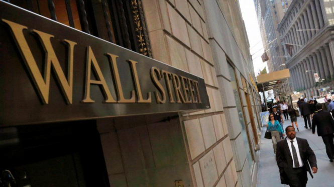 Bursa saham di Wall Street, New York.