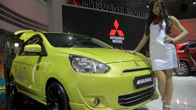 Deretan Mobil City Car di IIMS 2013