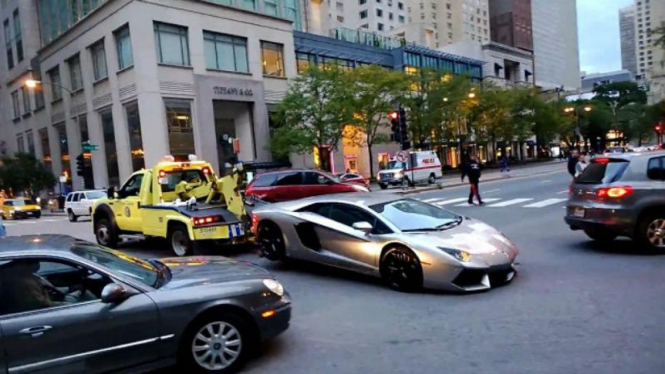 Lamborghini  Aventador diderek di Chicago, AS
