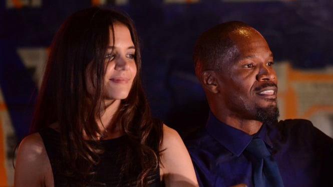 Katie Holmes dan Jamie Foxx.