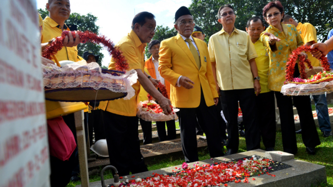 Rangkaian HUT Golkar di TMP Kalibata