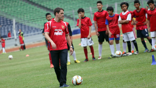Coaching Clinic United Red