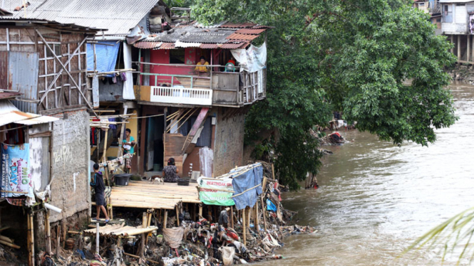 Pemprov DKI Berencana Beli Lahan di Bantaran Sungai