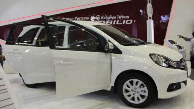 Low MPV Mobilio