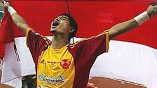 Bambang Pamungkas saat memperkuat Selangor FA