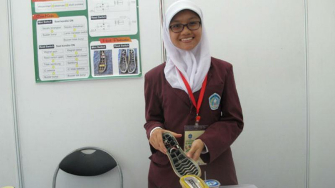 Annisa Puteri Raka, siswa SMAN 6 Yogyakarta, penemu  Sepatu Anti Maling