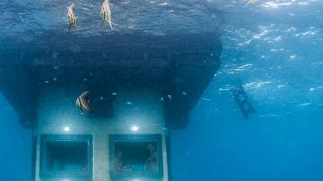 The Manta Resort, hotel di bawah laut
