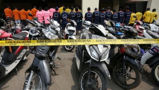Apes, Maling Motor di Jakarta Barat Diciduk Polisi saat Dorong Motor